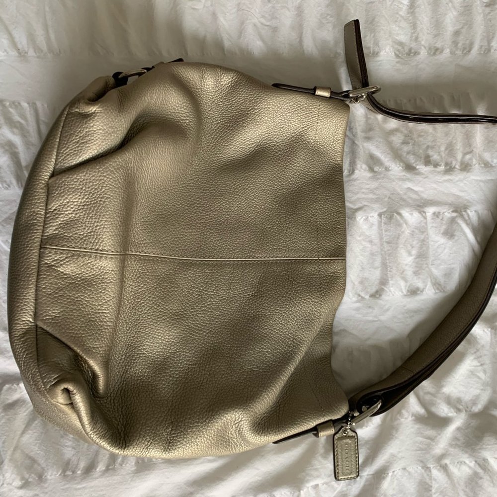 Coach Silver Pebbled Leather Shoulder Bag